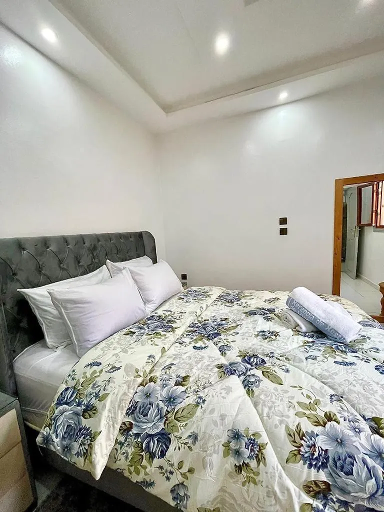 דירה אסאוירה Marry Appartement